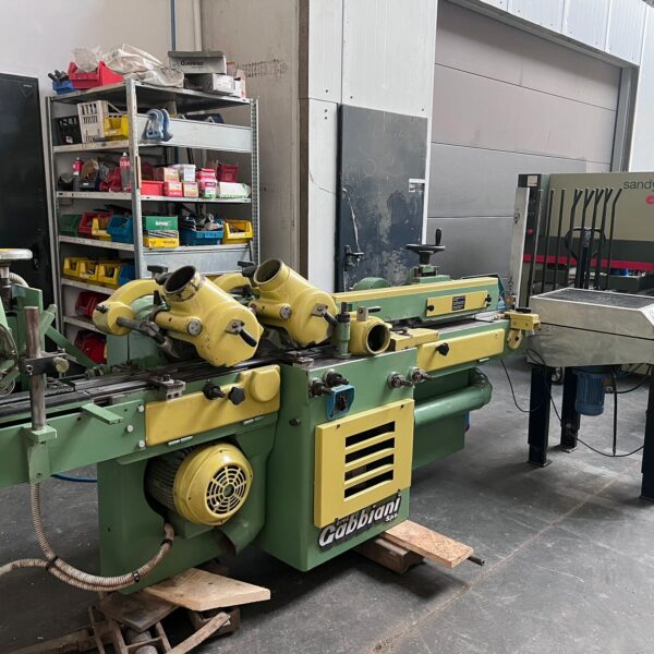 Strugarka-listwiarka czterostronna Gabbiani GS120 z podajnikiem materiału