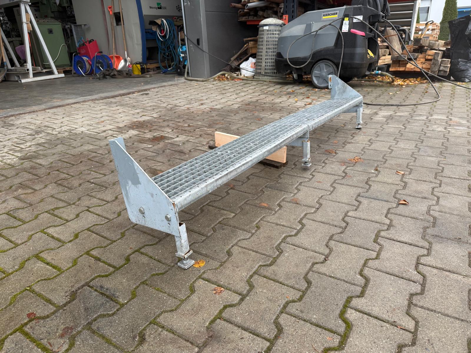 Podest stalowy ocynkowany WEMA – stopień roboczy / pomost przemysłowy - obrazek 4