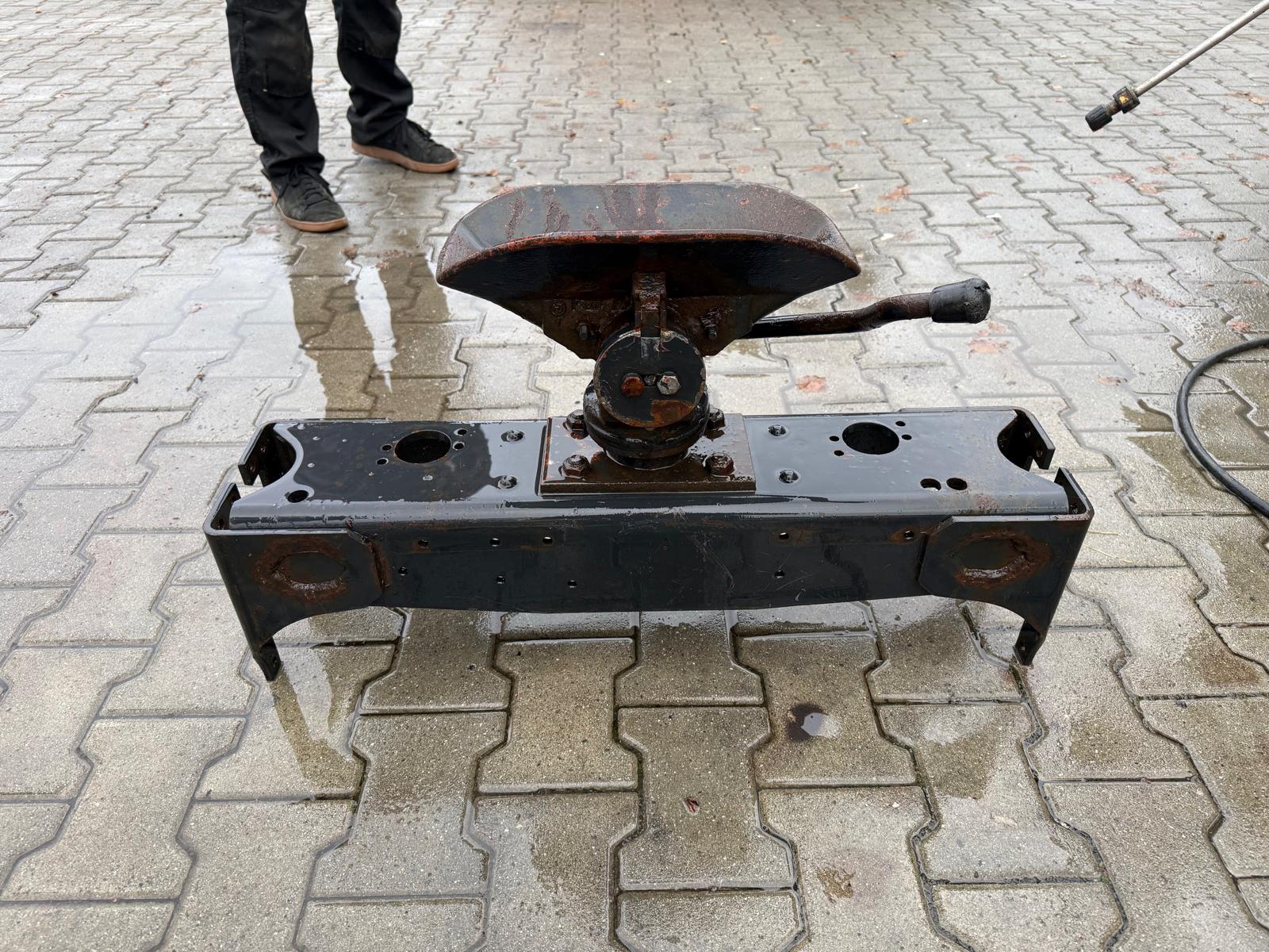 Zaczep holowniczy RINGFEDER – sprzęg do przyczepy ciężarowej z belką montażową - obrazek 2